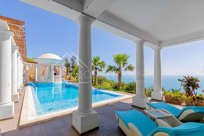 Белоснежная вилла в Хосте с видом на море №1