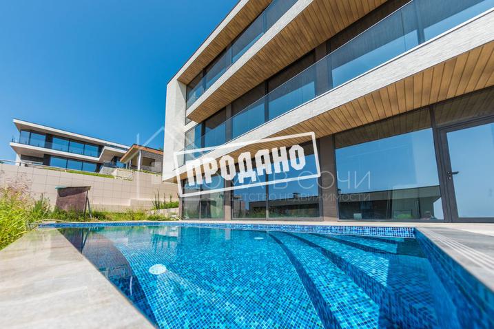 Панорамный коттедж в современном стиле №8