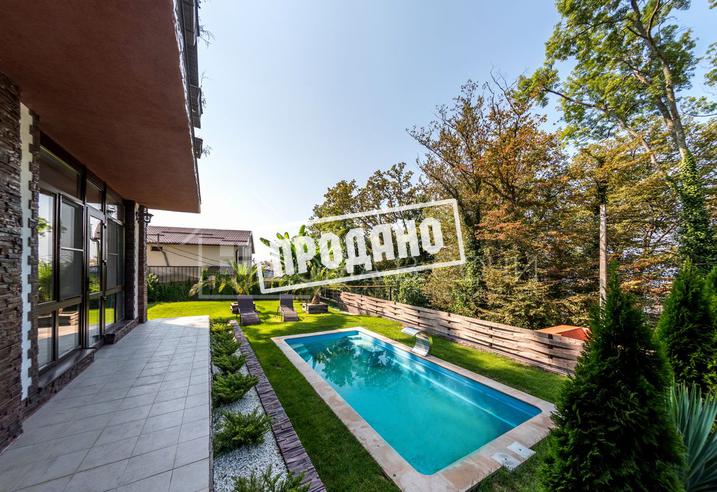 Домовладение в стиле шале с видом на море №60