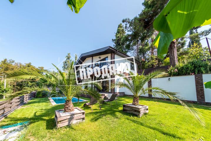 Домовладение в стиле шале с видом на море №11