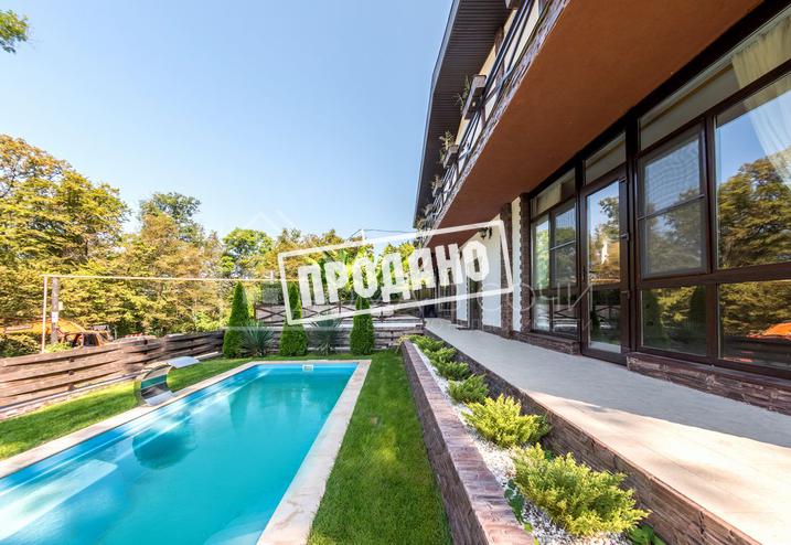 Домовладение в стиле шале с видом на море №5