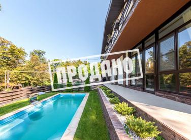 Домовладение в стиле шале с видом на море №5