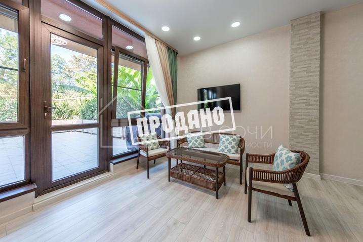 Домовладение в стиле шале с видом на море №20