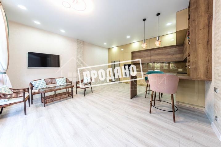 Домовладение в стиле шале с видом на море №15