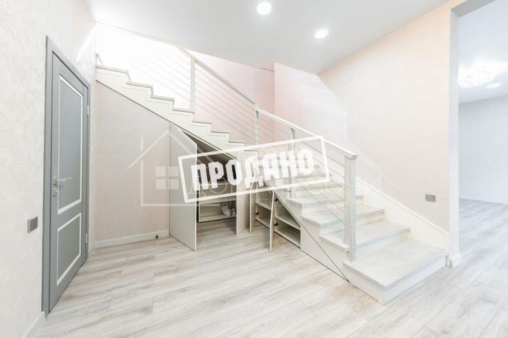 Домовладение в стиле шале с видом на море №23