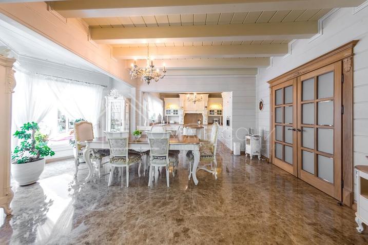 Домовладение в коттеджном поселке Акация №6