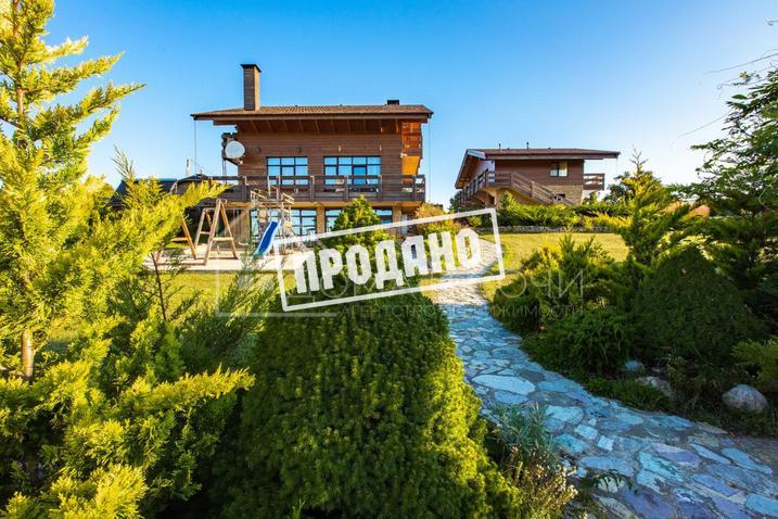 Поместье в стиле шале в горах №12