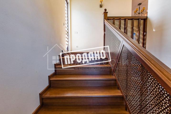 Поместье в стиле шале в горах №9