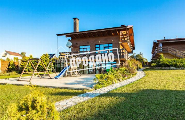 Поместье в стиле шале в горах №1