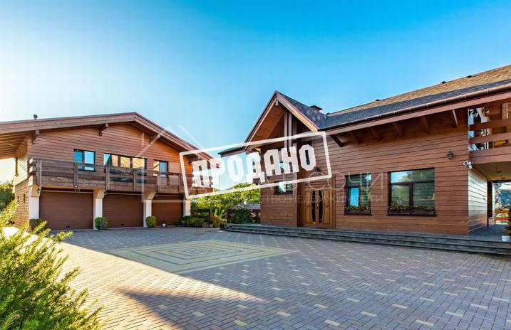 Поместье в стиле шале в горах №2