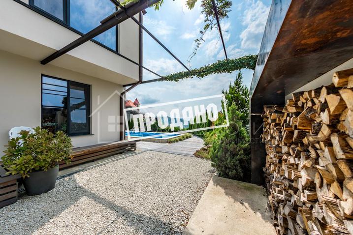 Коттедж с видом на море и горы №16