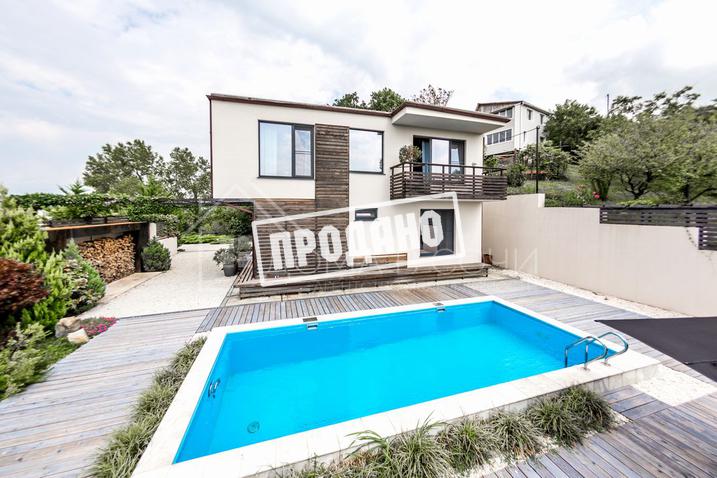 Коттедж с видом на море и горы №12