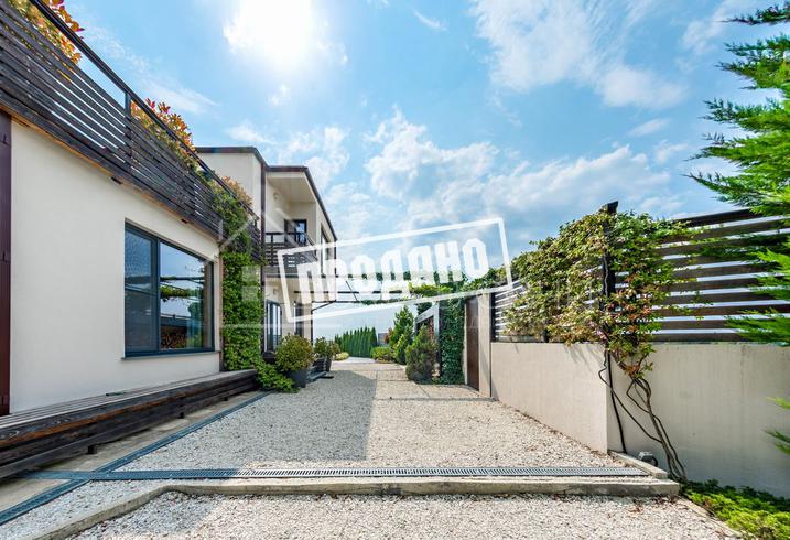 Коттедж с видом на море и горы №17