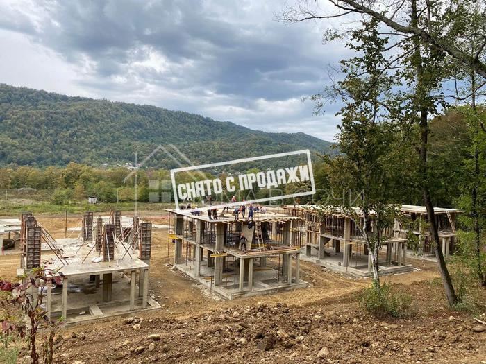 2-этажный коттедж в посёлке «Резиденция Ахштырь» №2