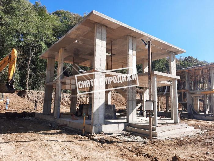 2-этажный коттедж в посёлке «Резиденция Ахштырь» №4