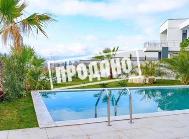 Элитный дом с видом на море №3