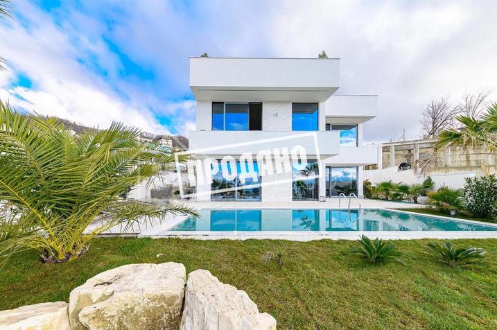 Элитный дом с видом на море №6