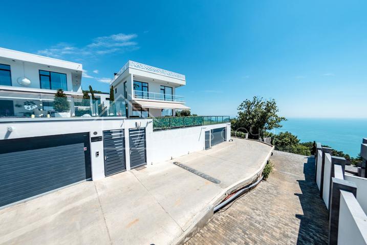 Вилла с панорамным видом на море №31