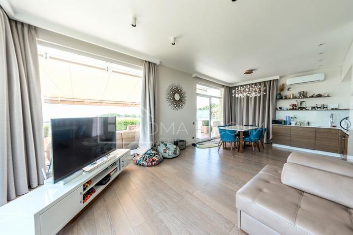 Вилла с панорамным видом на море №17