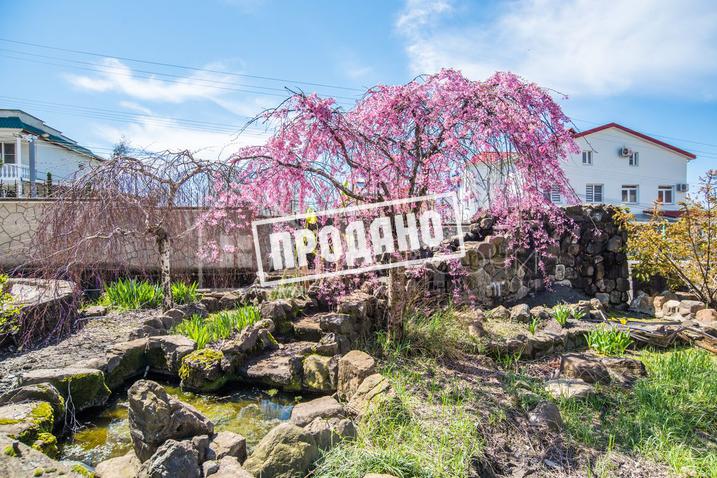 Элитный трехэтажный особняк №59