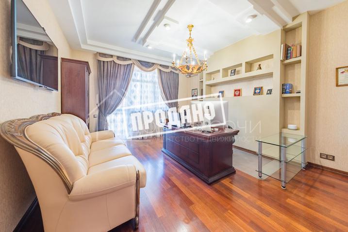 Элитный трехэтажный особняк №43