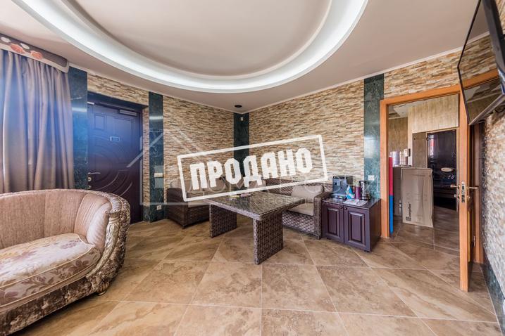 Элитный трехэтажный особняк №51