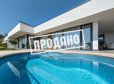 Дом в стиле хай-тек №4