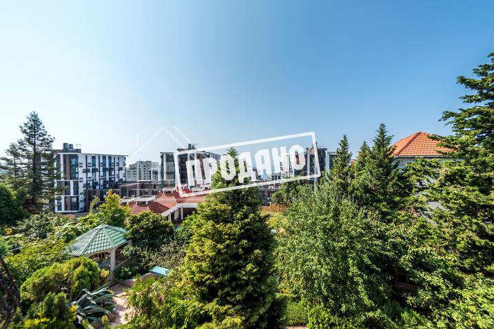 Усадьба с бассейном у моря №59