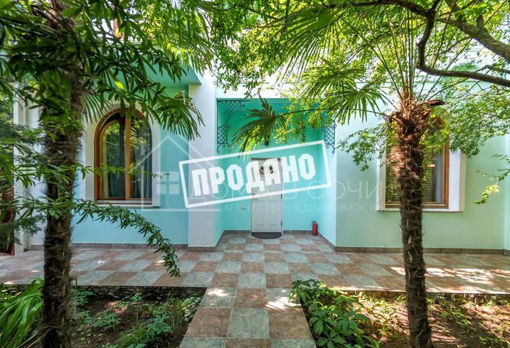 Усадьба с бассейном у моря №21