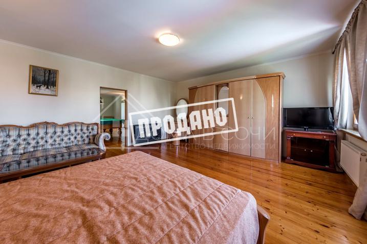 Усадьба с бассейном у моря №74