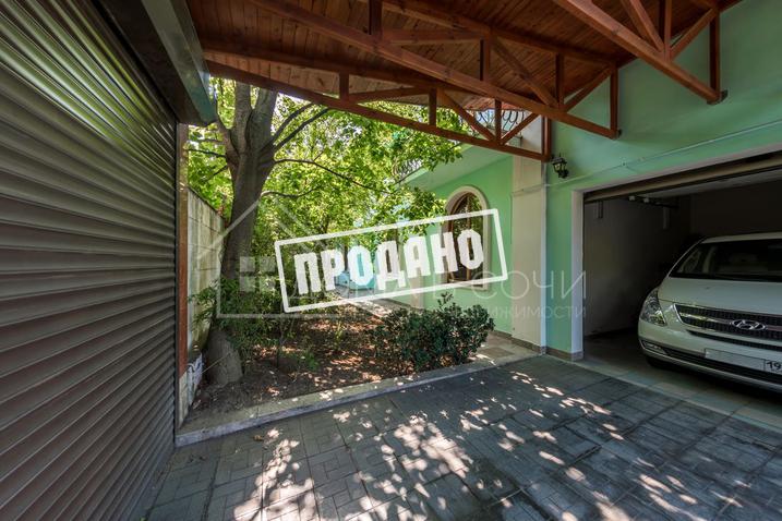 Усадьба с бассейном у моря №19