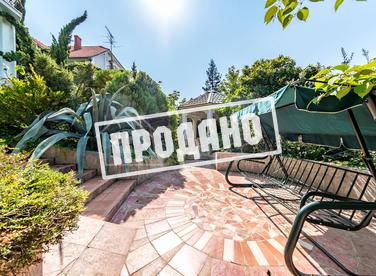 Усадьба с бассейном у моря №3