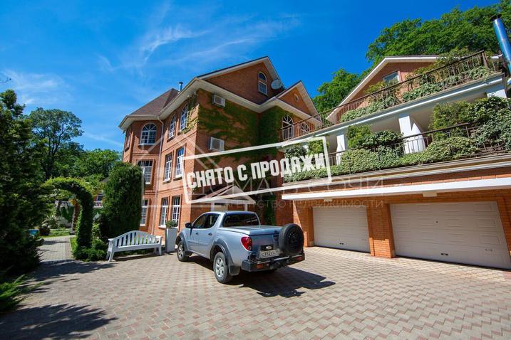 Уникальная резиденция по дороге на Большой Ахун №9