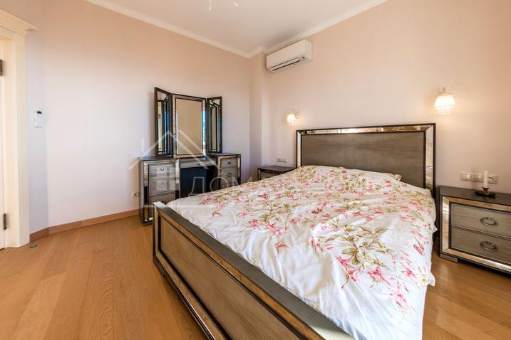 Коттедж с панорамным видом на море №28