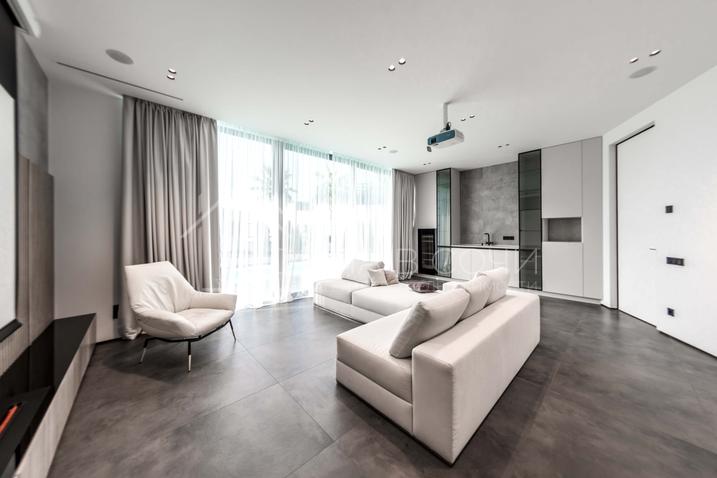 Эксклюзивная Хайтек Вилла по индивидуальному проекту №14