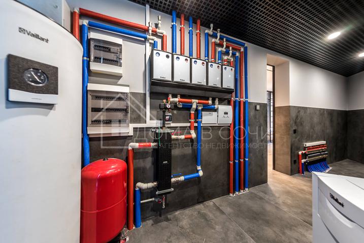 Эксклюзивная Хайтек Вилла по индивидуальному проекту №38