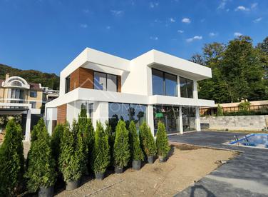 Современная Вилла в испанском средиземноморском стиле №5