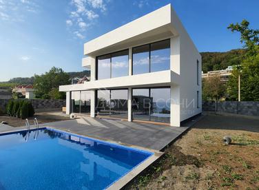 Современная Вилла в испанском средиземноморском стиле №1