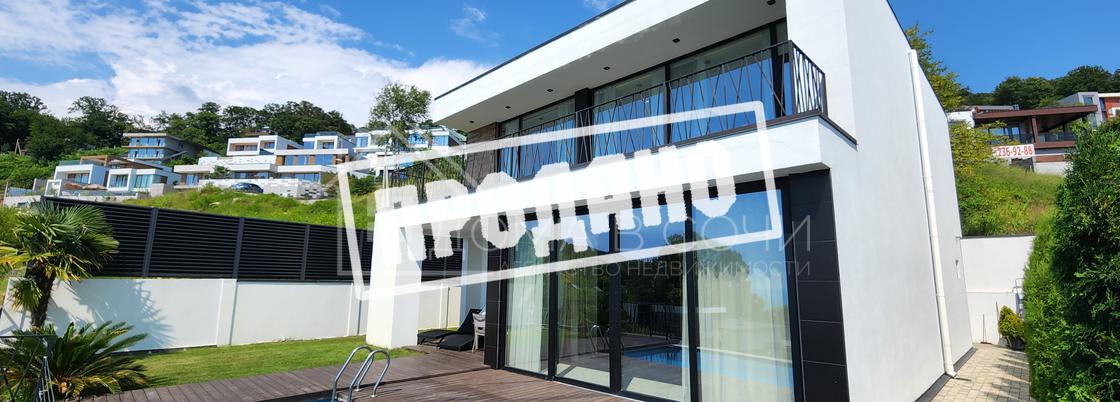 Современная Хайтек Вилла с видом на море