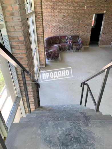 Дом в стиле лофт на Ул. Виноградной №5