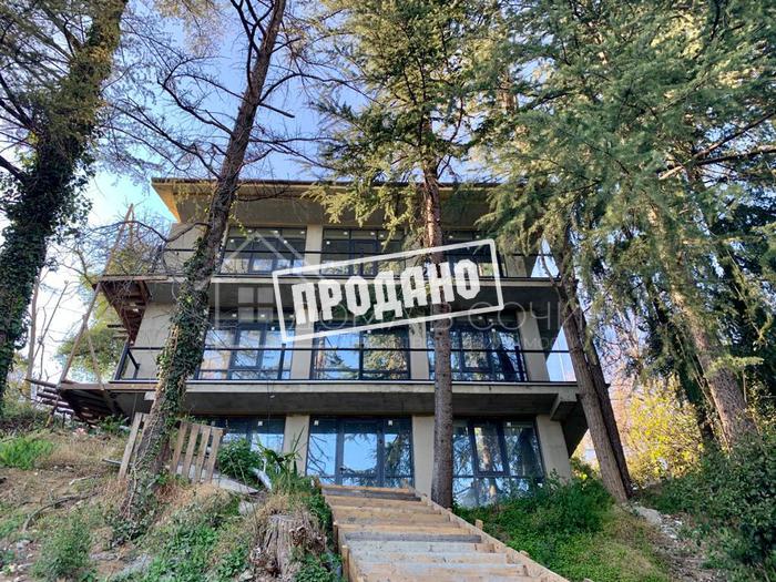 Дом в стиле лофт на Ул. Виноградной №1