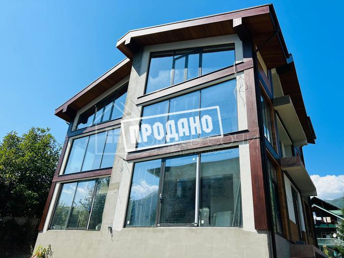 Таунхаус 265 кв.м. в центре Красной Поляны №1