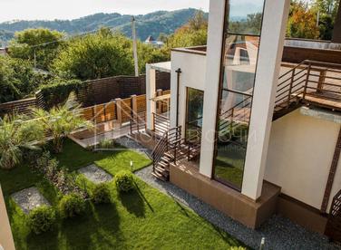 Дом в стиле hi-tech №3