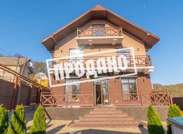 3-х этажный дом на Мацеста №1