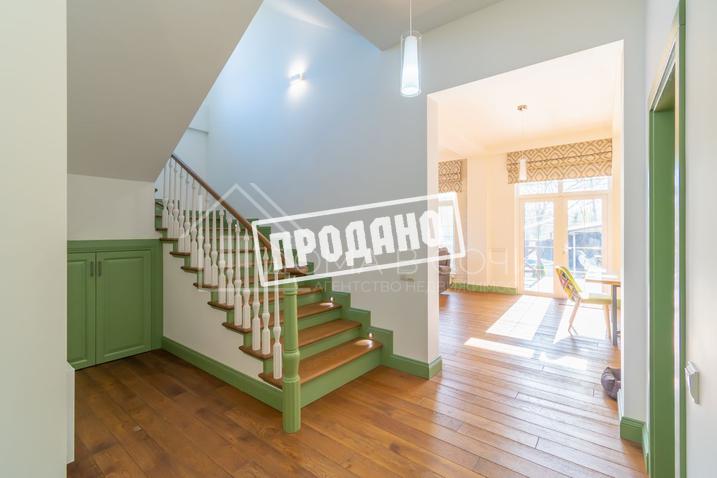 3-х этажный дом на Мацеста №13