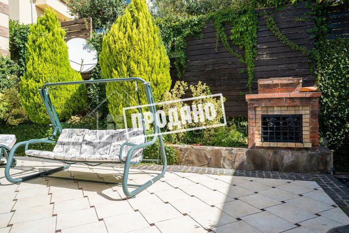 Два больших современных дома на общем участке №41