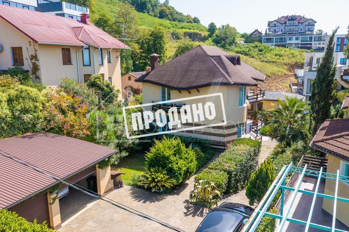 Два больших современных дома на общем участке №3