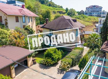 Два больших современных дома на общем участке №3