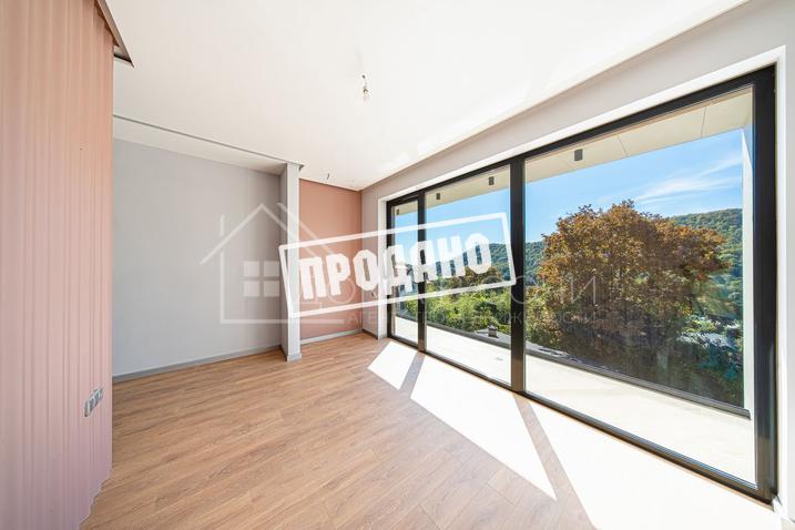 Мацеста дом с видом на зелёные шапки гор №23