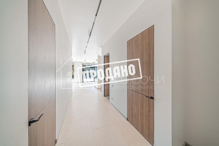 Мацеста дом с видом на зелёные шапки гор №11